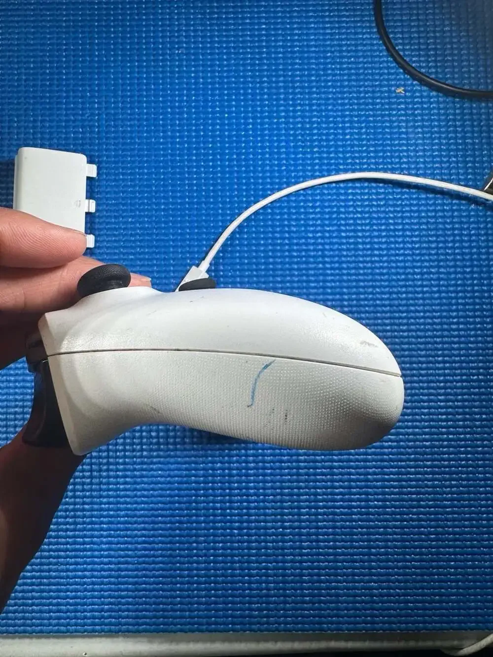Microsoft Xbox One Wireless Controller Model 1708 White